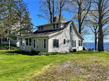 Property at 207 Drive 2, Vienna, NY 13042