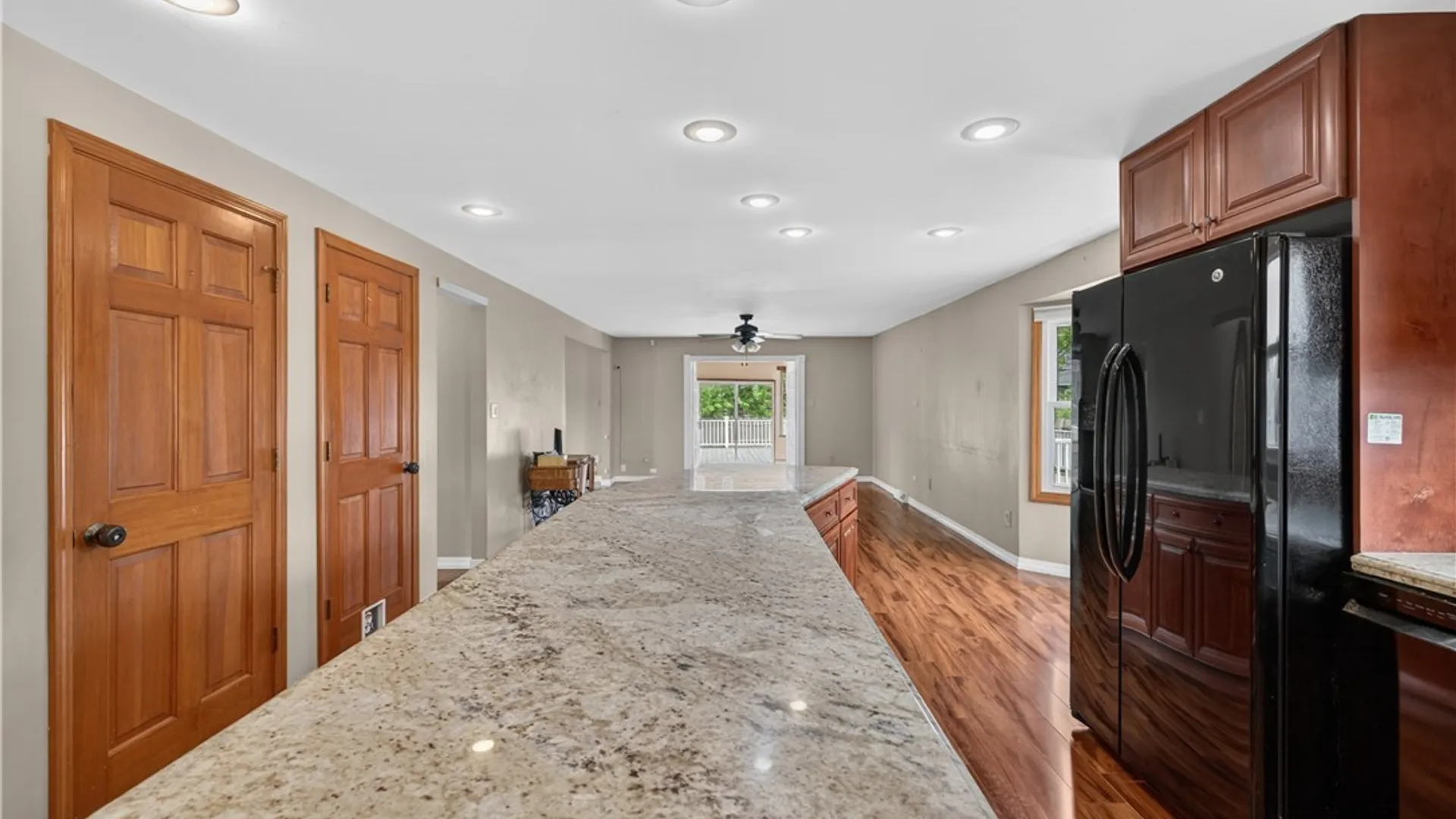 Property at 1995 Creekside Drive, Grand Island, NY 14072 13
