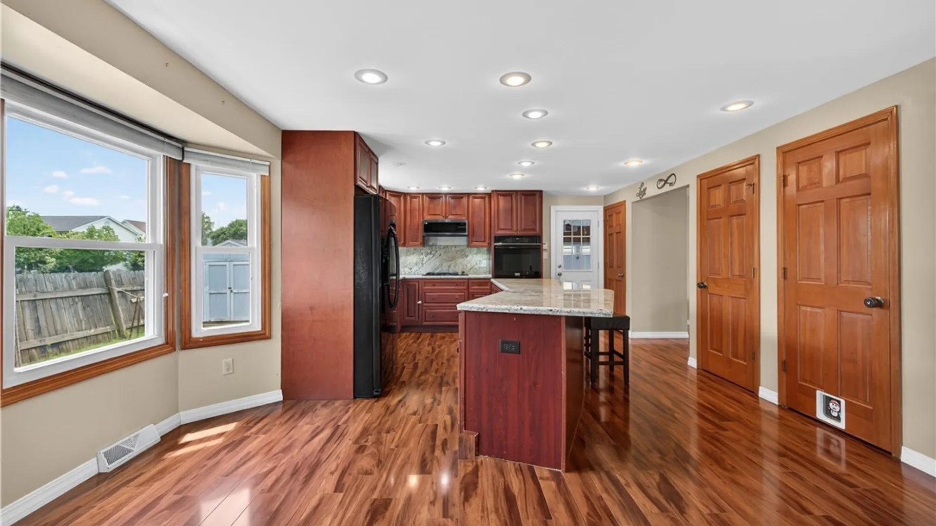 Property at 1995 Creekside Drive, Grand Island, NY 14072 9