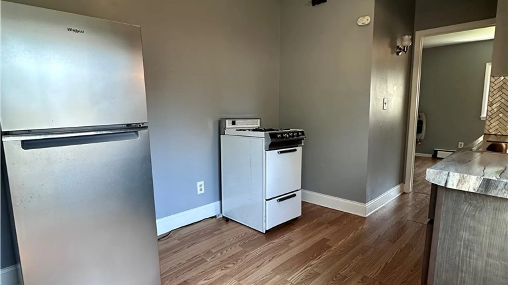 Property at 688 Columbus Parkway, Buffalo, NY 14213 7