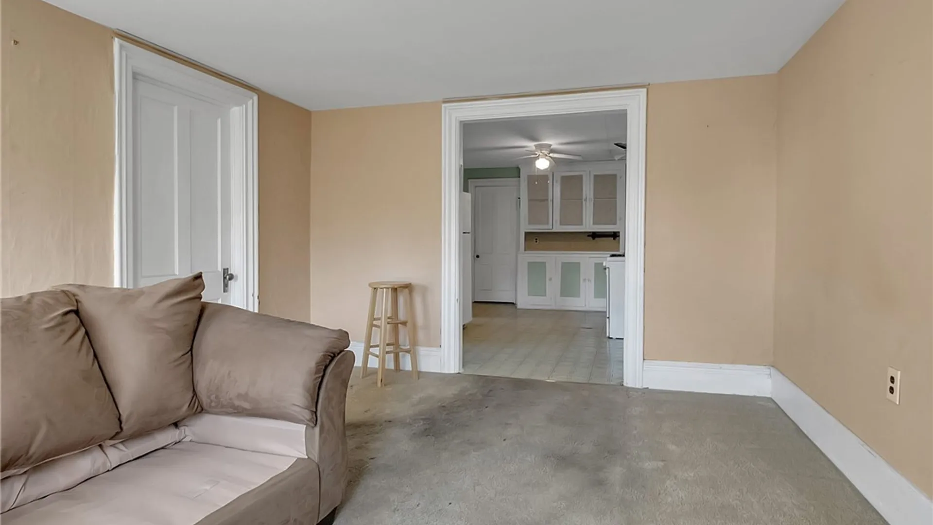 Property at 10 South Street, Buffalo, NY 14204 9