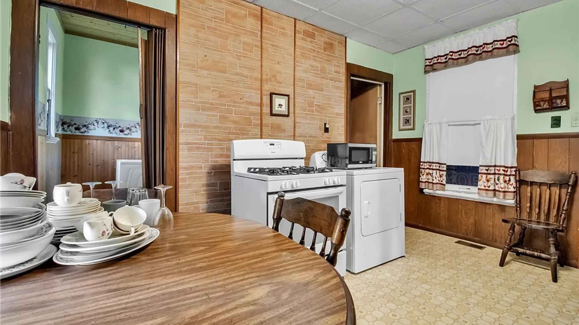 Property at 10 South Street, Buffalo, NY 14204 20