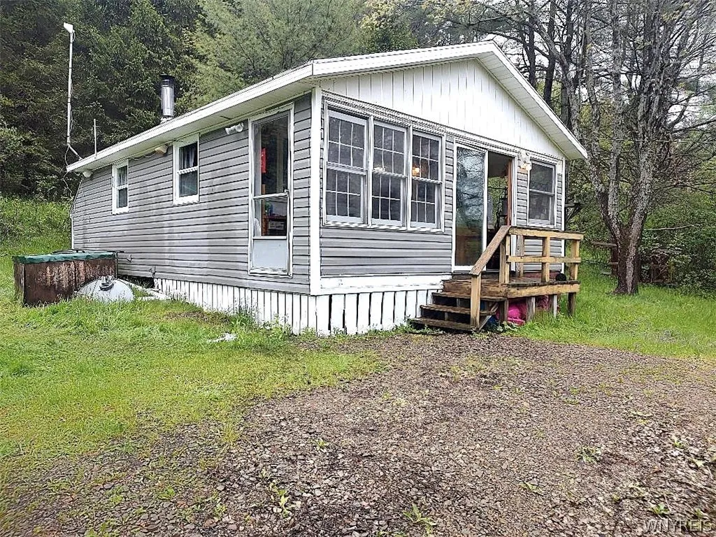 Property at 3762 Bozard Hill Road, Humphrey, NY 14741