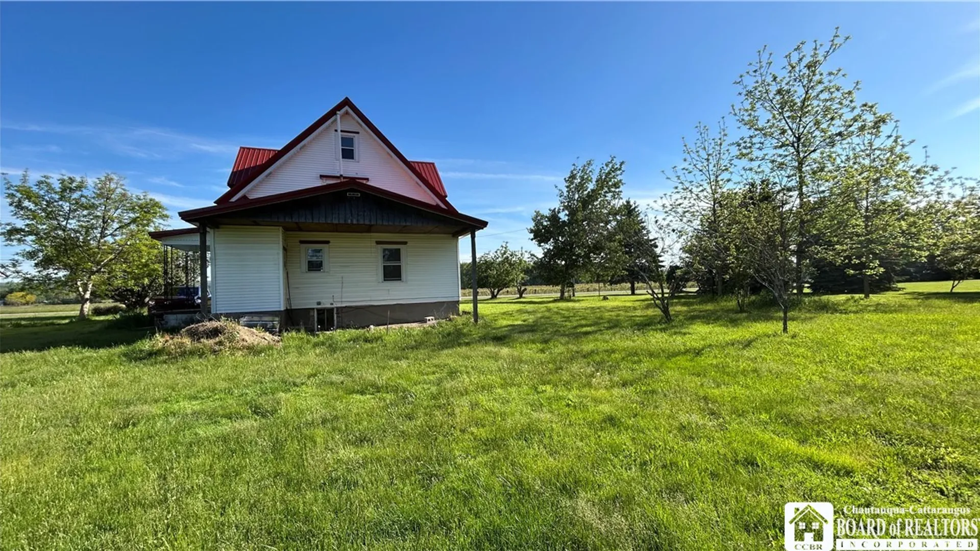 Property at 1690 King Road, Hanover, NY 14062 7