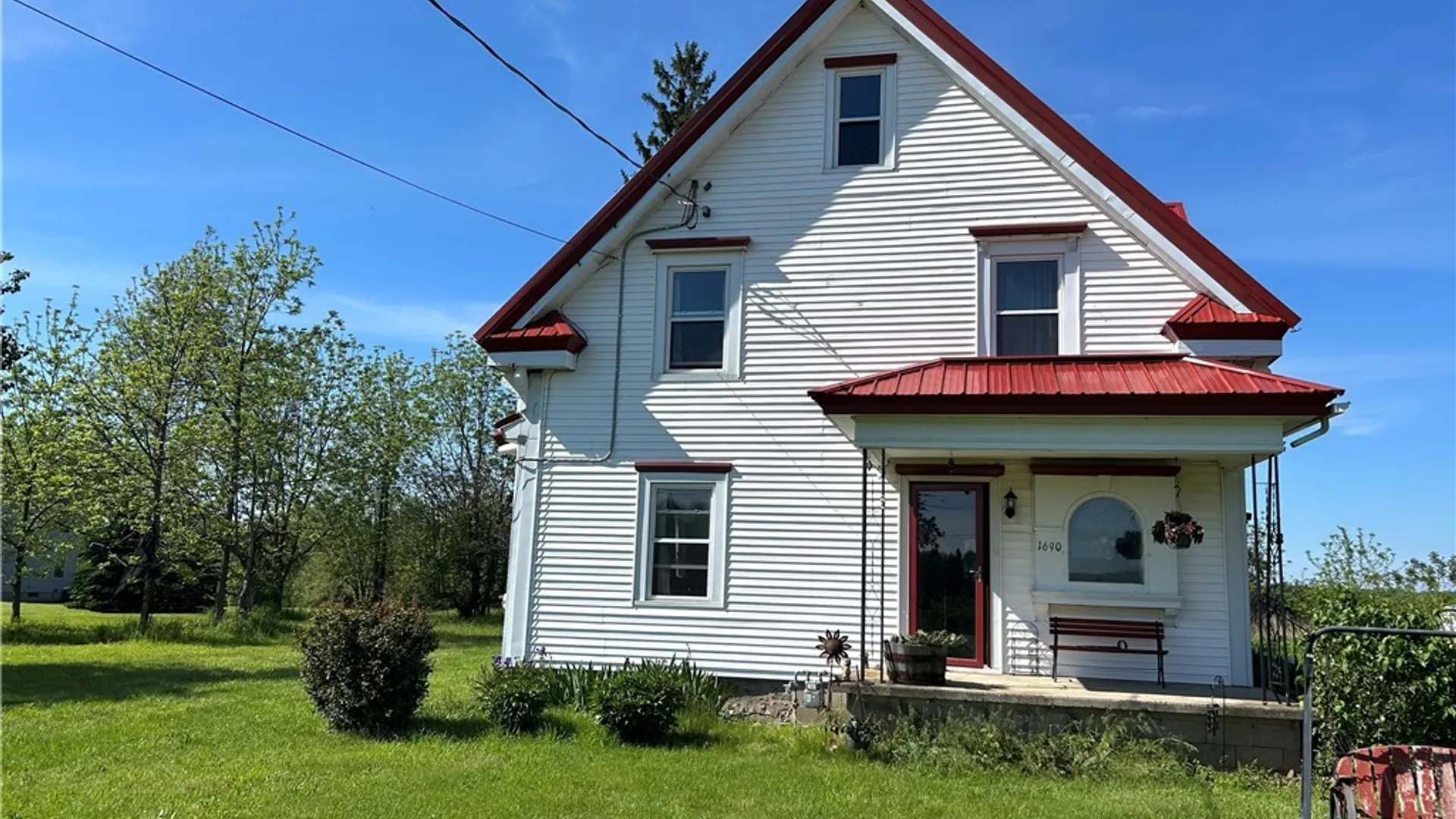 Property at 1690 King Road, Hanover, NY 14062 4