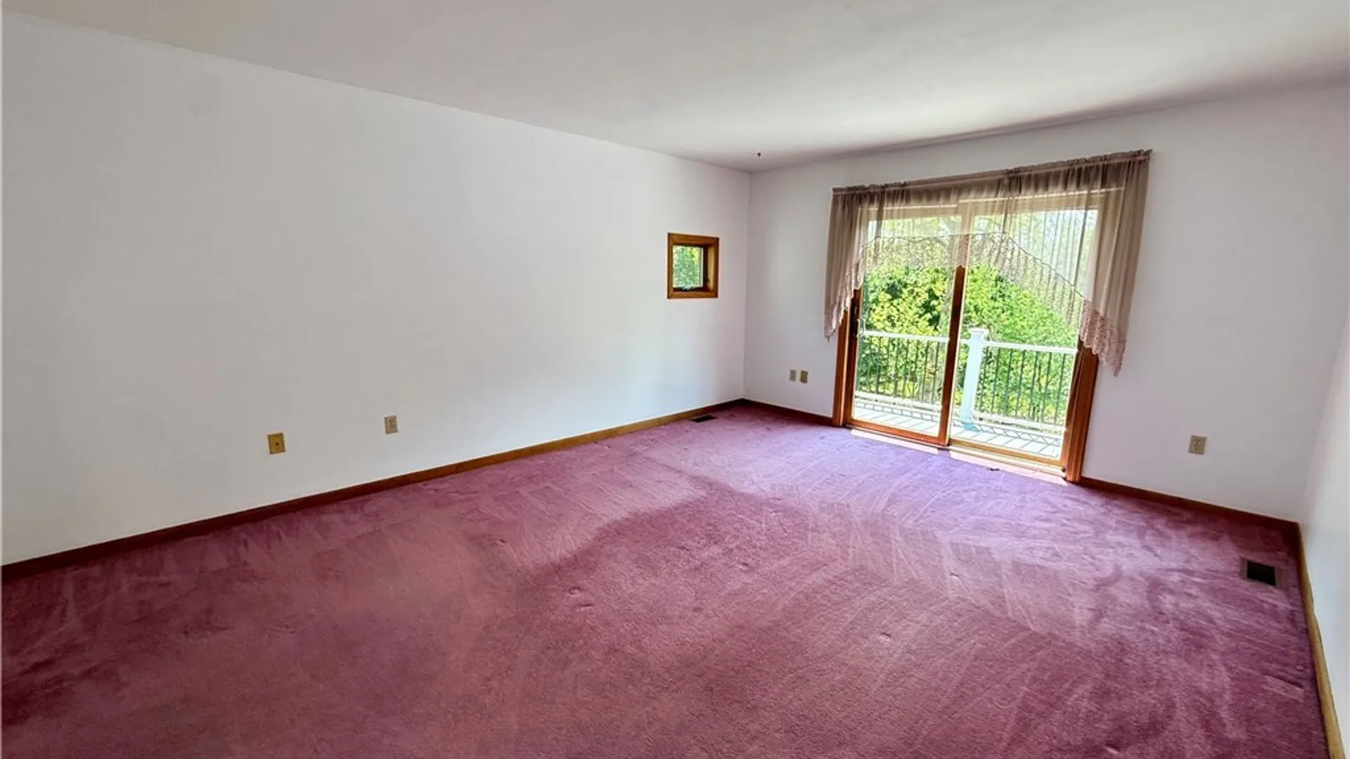 Property at 7801 Clearwater Circle, Pompey, NY 13104 20