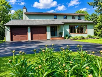 7801 Clearwater Circle, Pompey, NY 13104