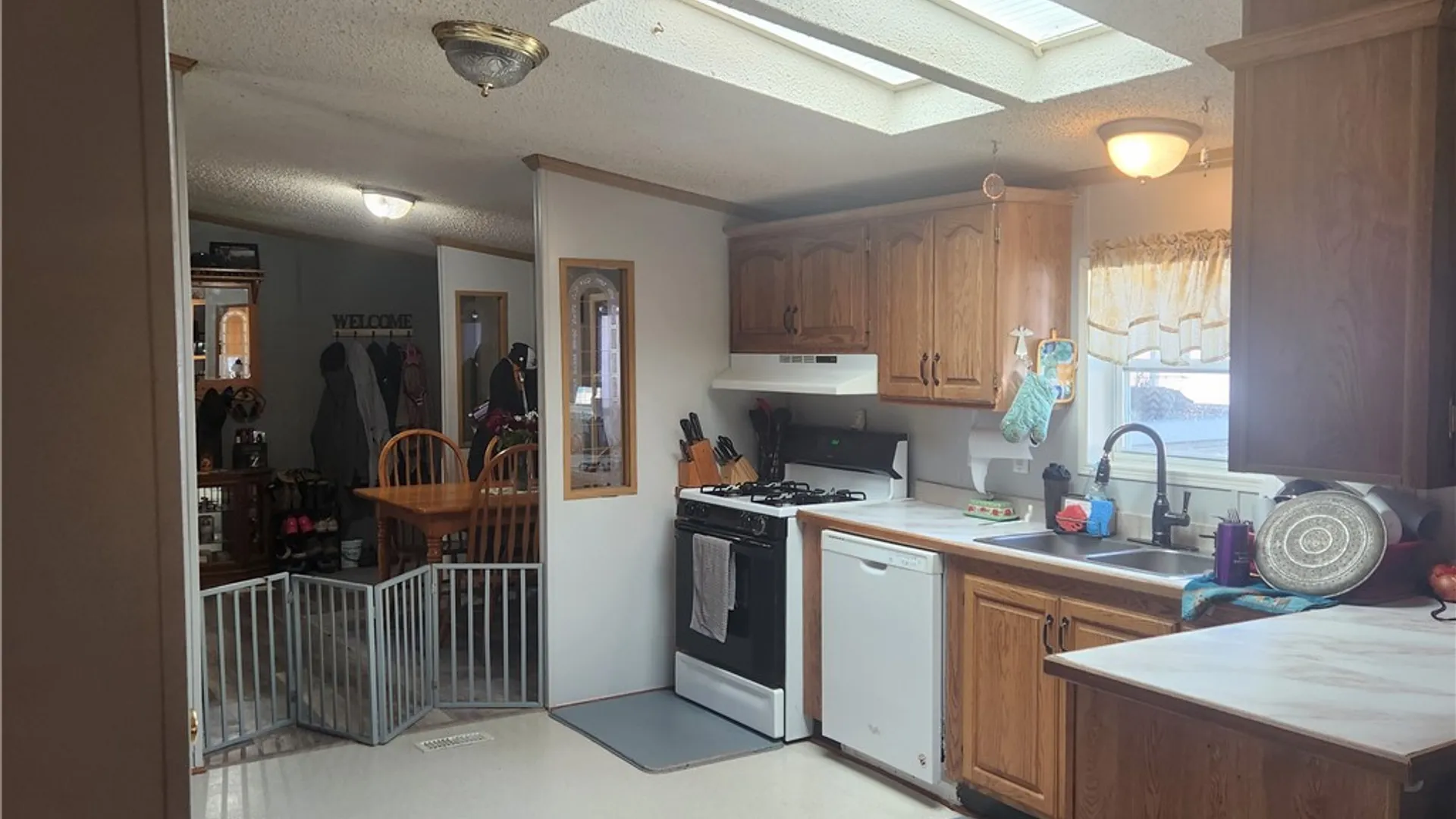 Property at 16 Meadowlark Drive, Avon, NY 14414 6