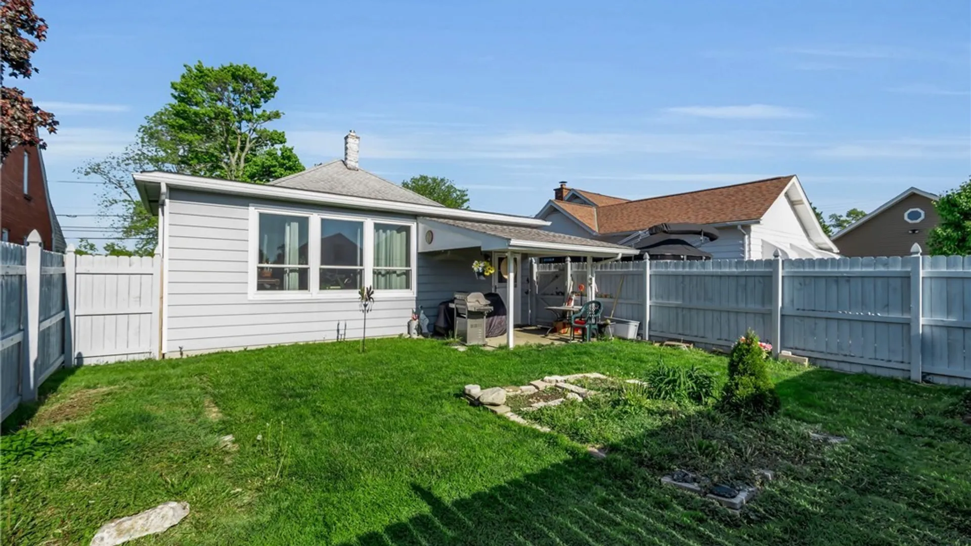 Property at 339 Aurora Street, Lancaster, NY 14086 33