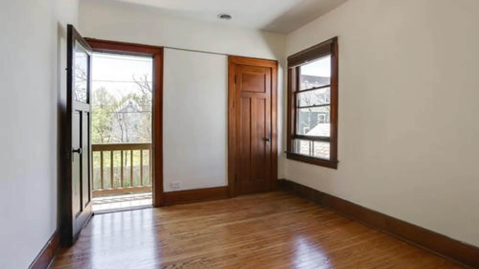Property at 728 Prospect Avenue, Buffalo, NY 14213 9