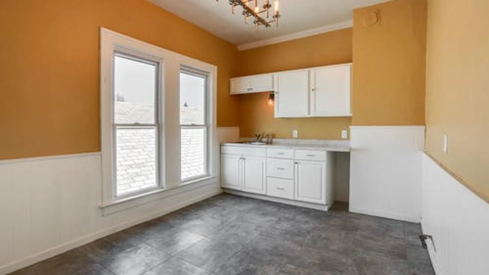 Property at 728 Prospect Avenue, Buffalo, NY 14213 11