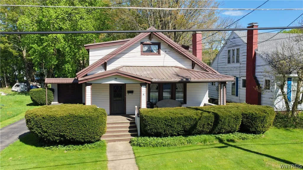 Property at 48 Swan Street, Salamanca, NY 14779