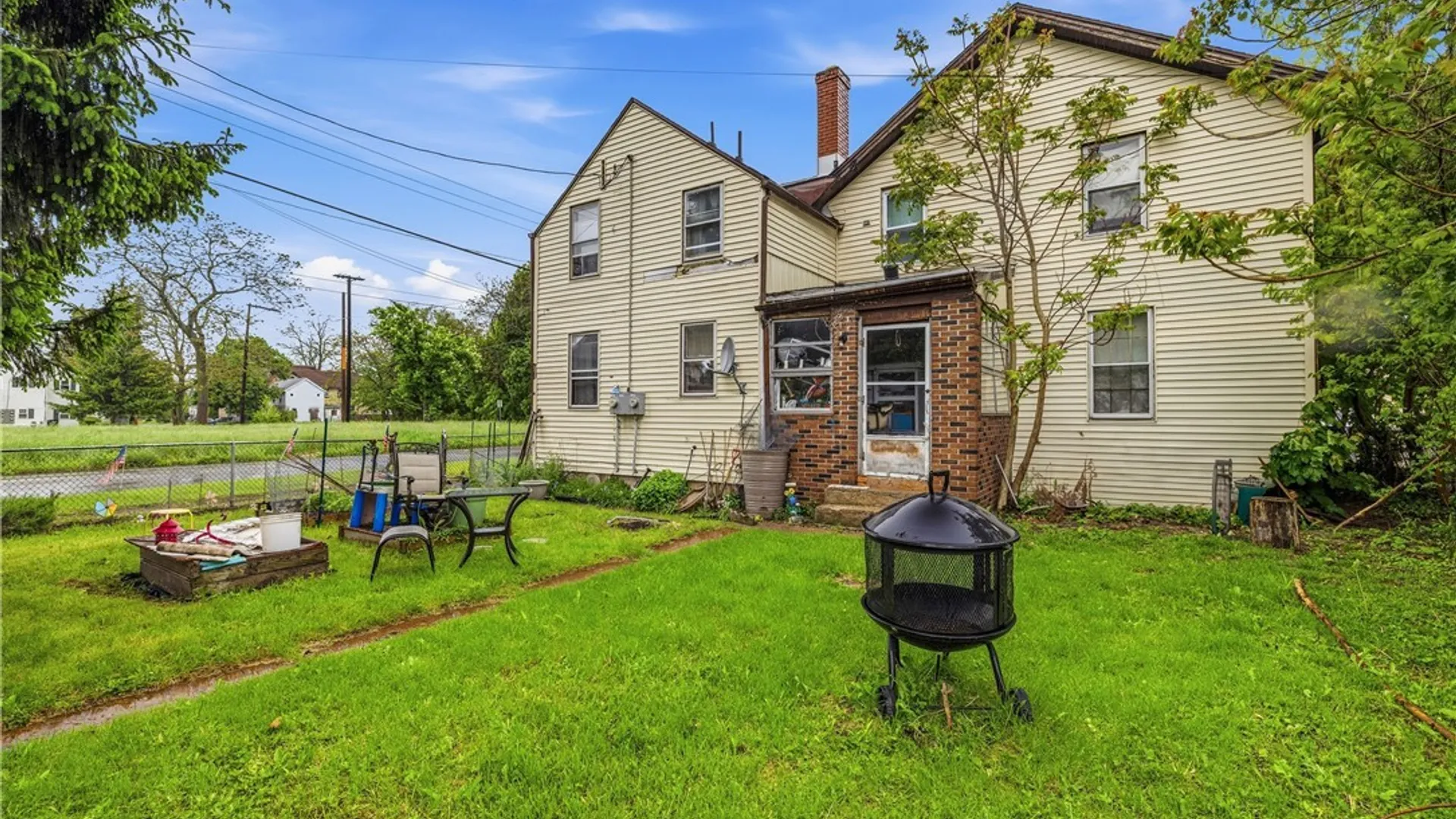 Property at 1101 South Avenue, Niagara Falls, NY 14305 4