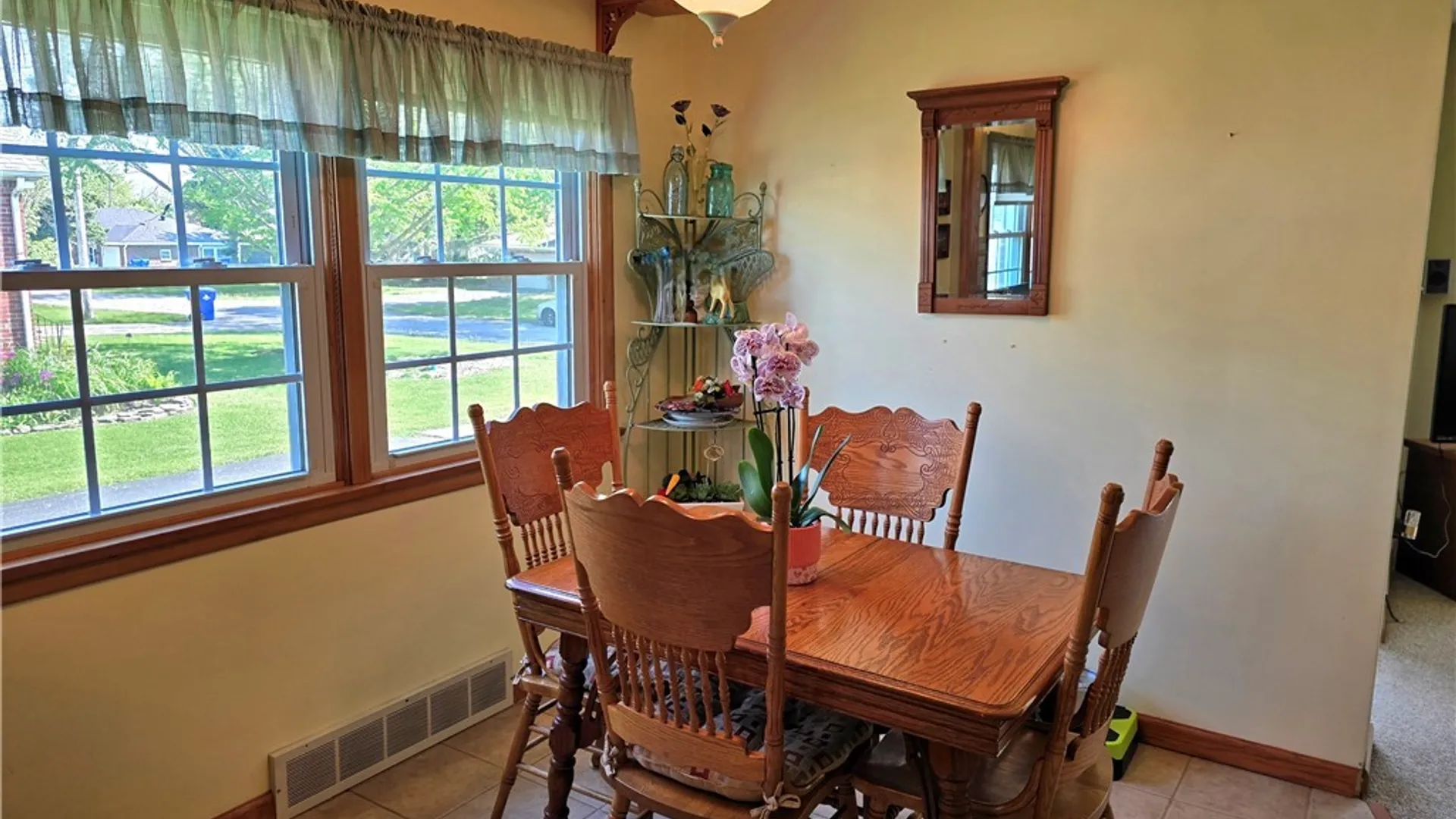 Property at 3730 James Street, Hamburg, NY 14219 7