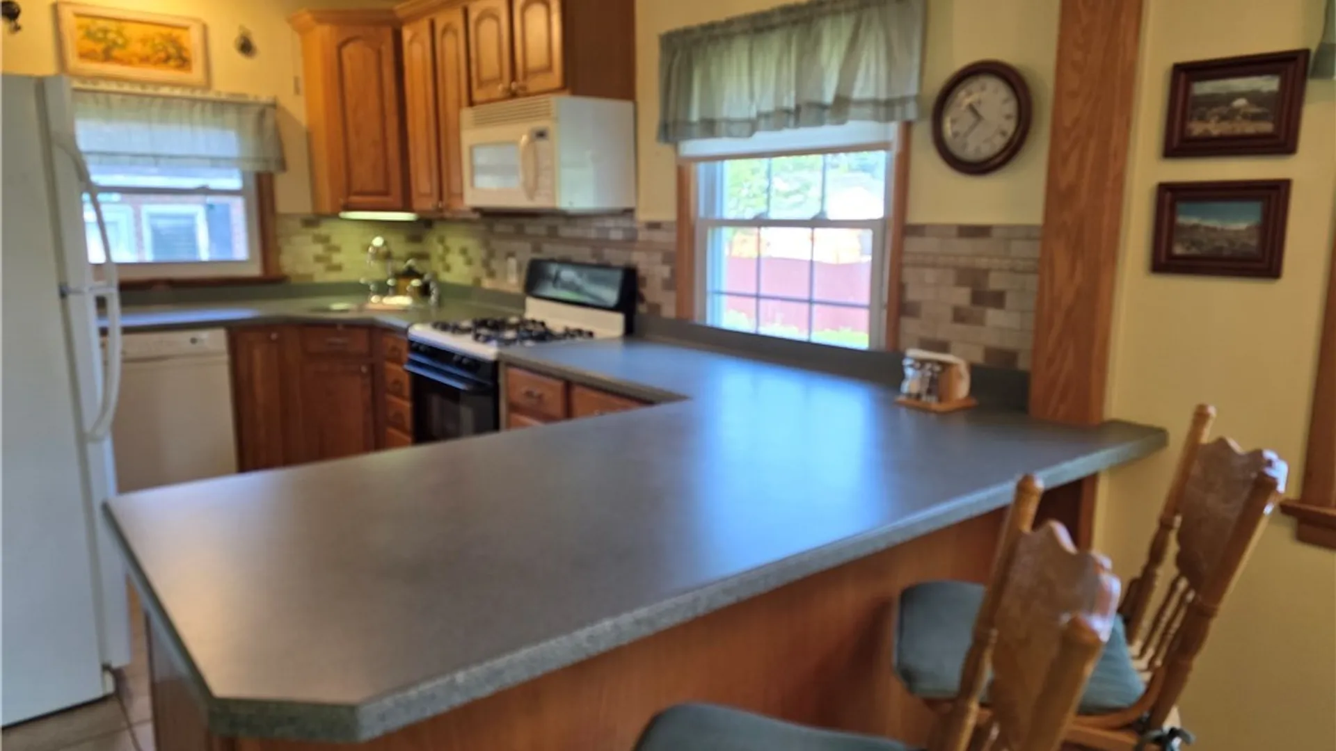 Property at 3730 James Street, Hamburg, NY 14219 4