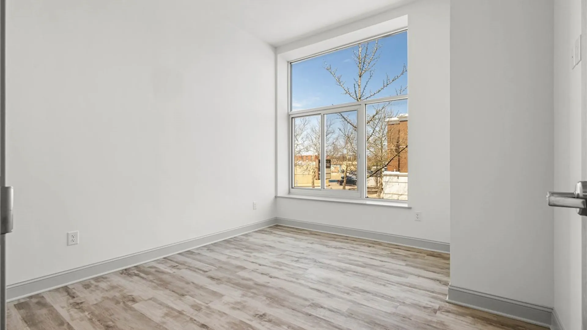 Property at 105 Main Street, Batavia City, NY 14020 15