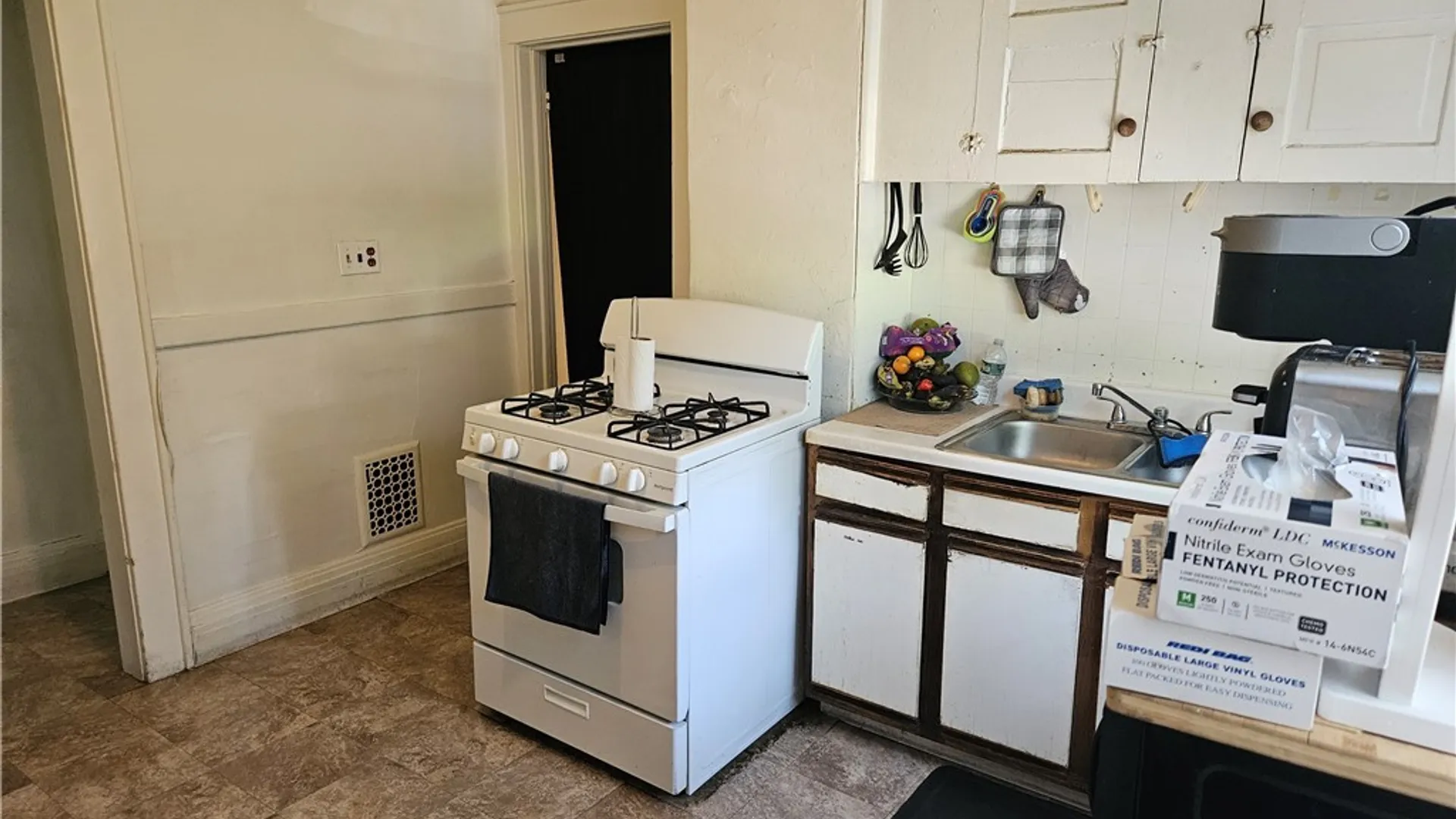 Property at 324 Hixson Avenue, Syracuse, NY 13206 10