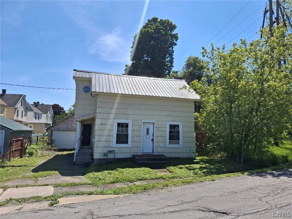 Property at 4 East Street, German Flatts, NY 13357