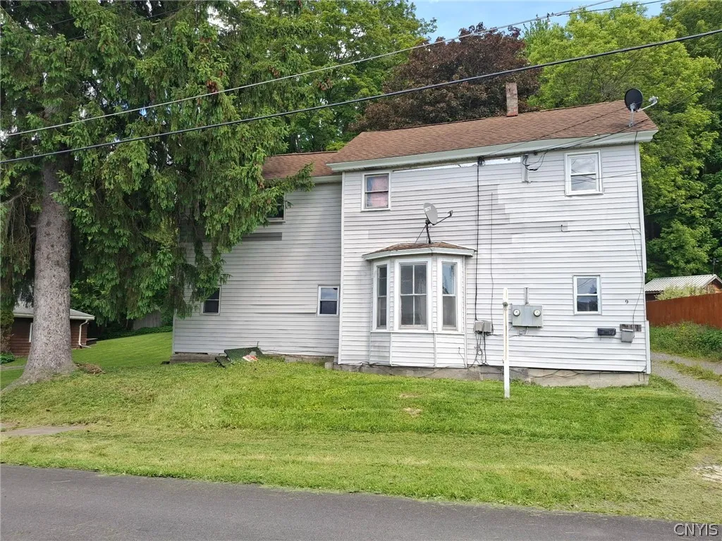 Property at 9 Green Street, German Flatts, NY 13407