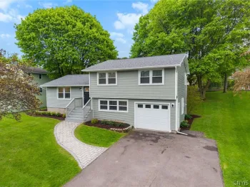 Property at 36 Elm Hill Way, Camillus, NY 13031