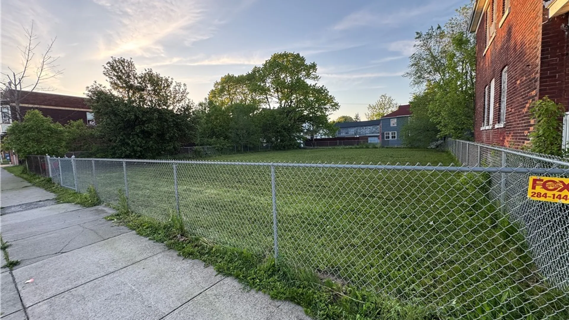 Property at 2712 Niagara Street, Niagara Falls, NY 14303 6