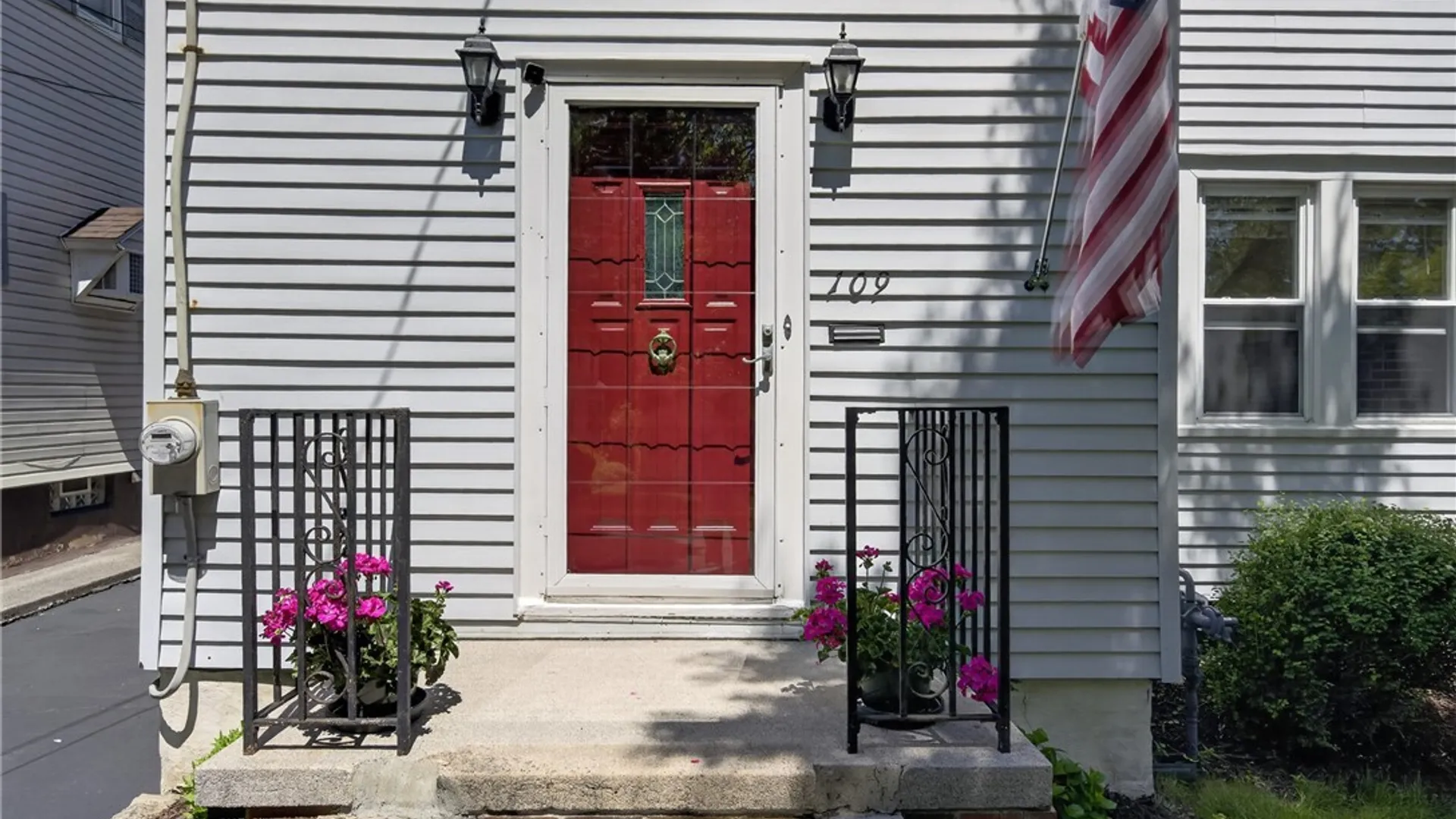 Property at 109 Craton St, Syracuse, NY 13203 5