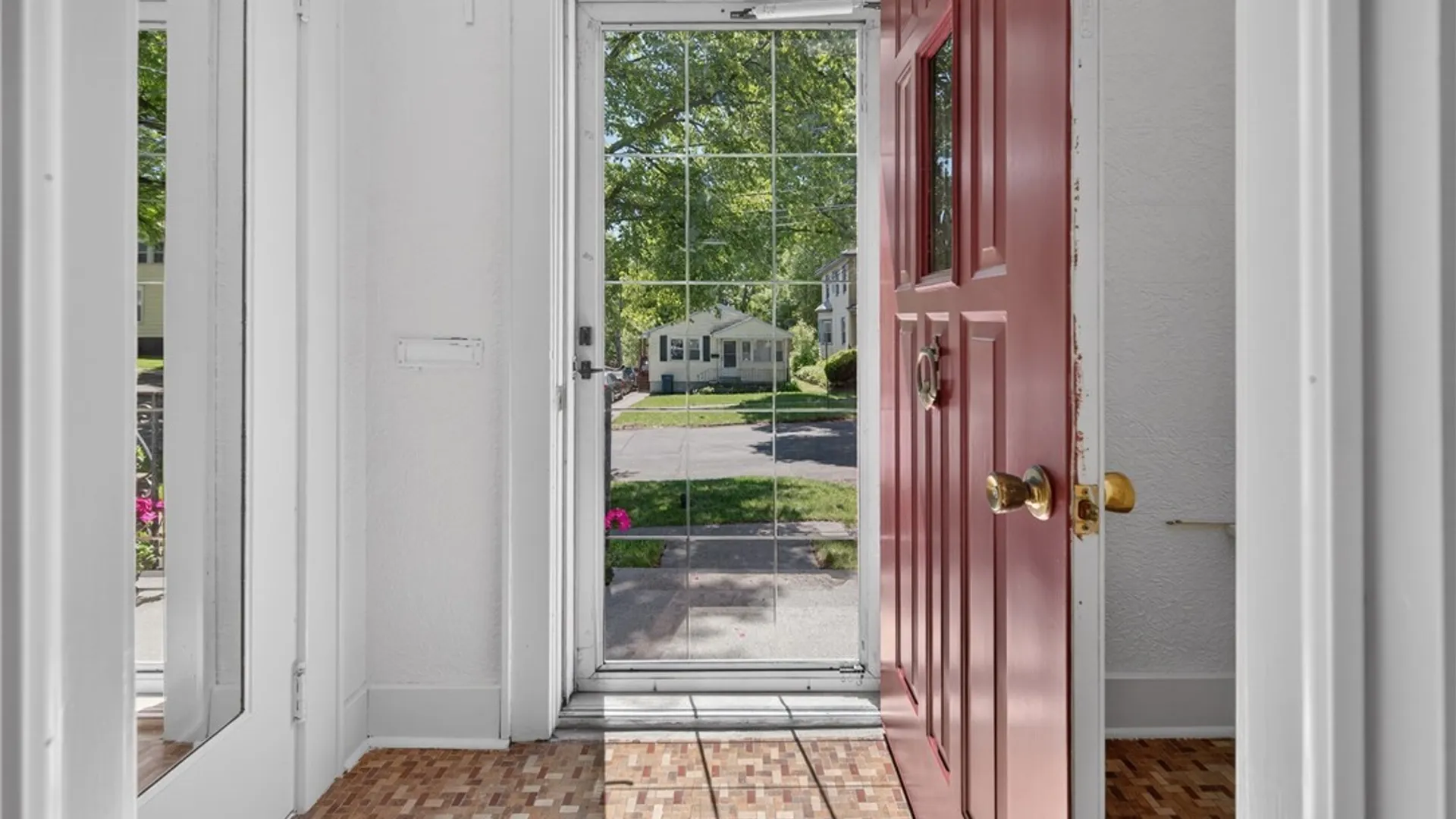 Property at 109 Craton St, Syracuse, NY 13203 6