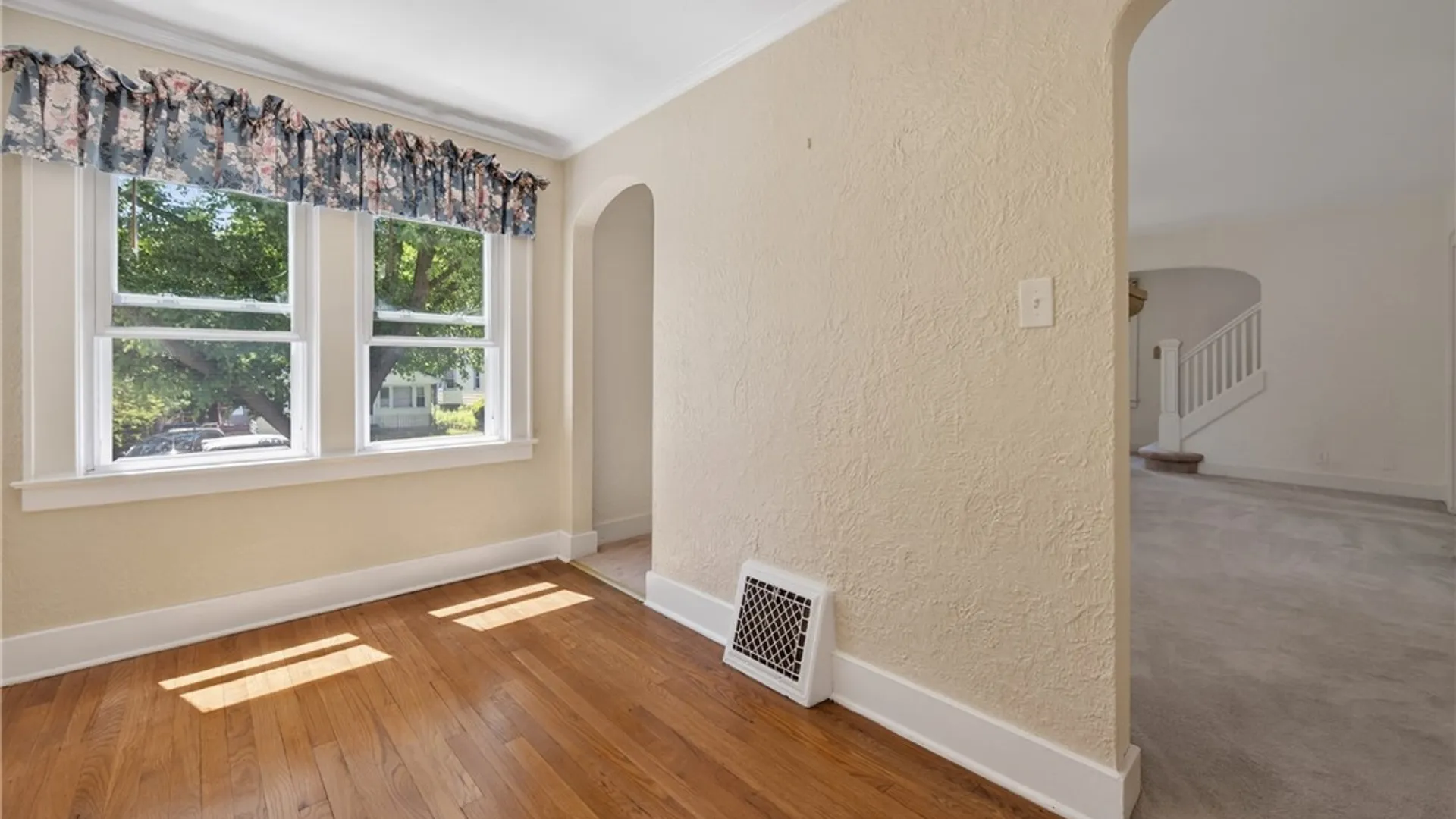 Property at 109 Craton St, Syracuse, NY 13203 12