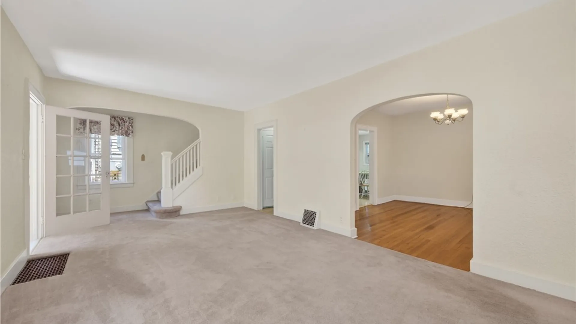 Property at 109 Craton St, Syracuse, NY 13203 16