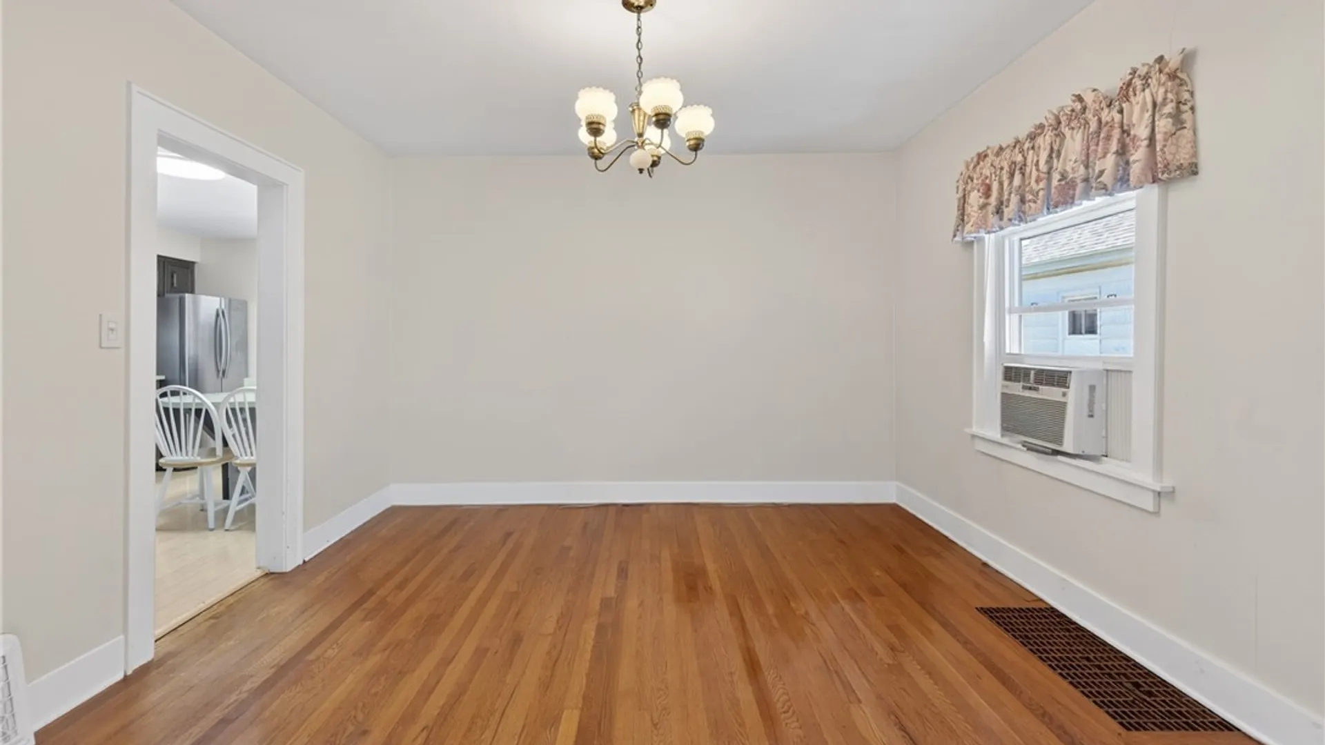 Property at 109 Craton St, Syracuse, NY 13203 17