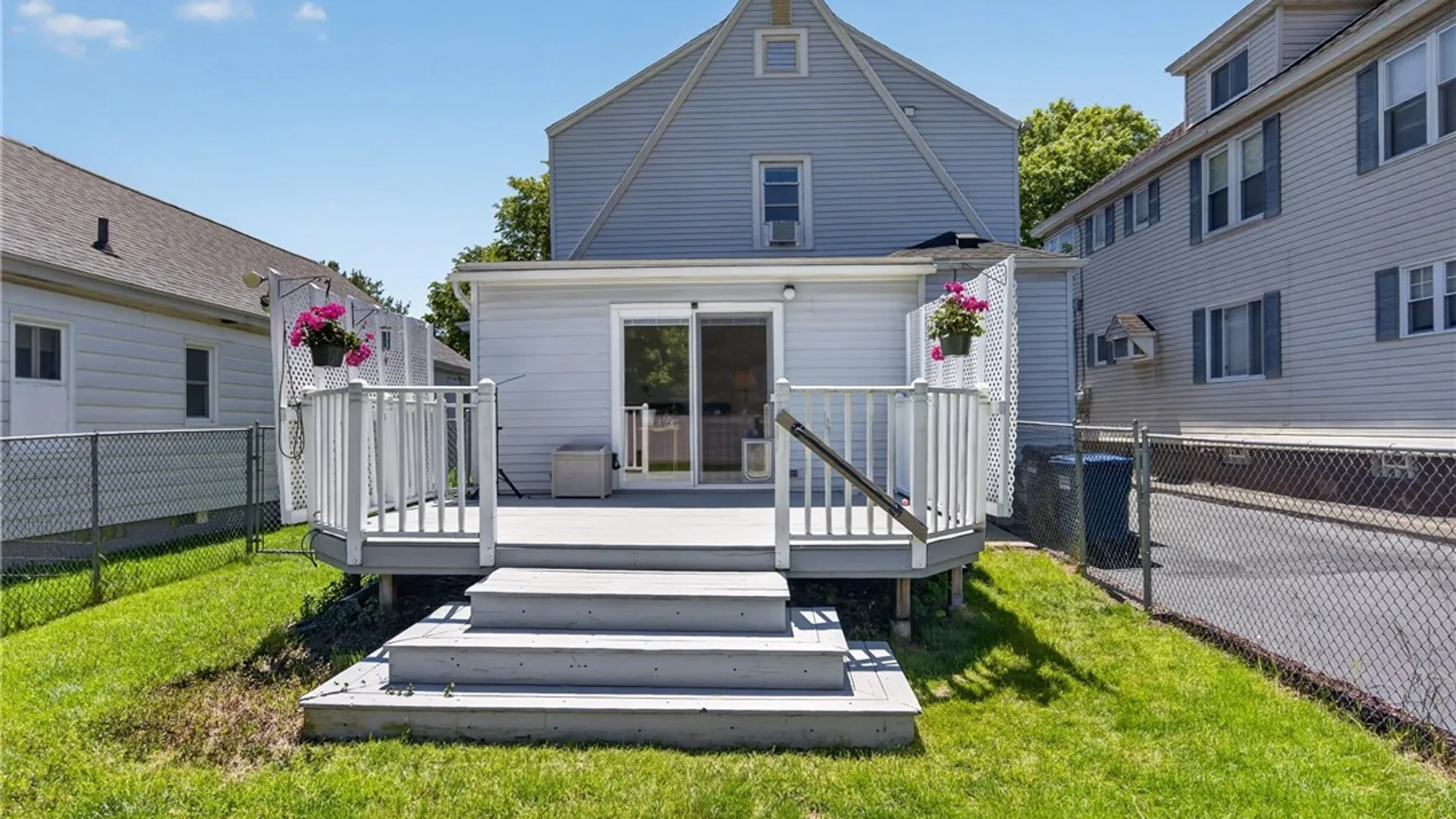 Property at 109 Craton St, Syracuse, NY 13203 42