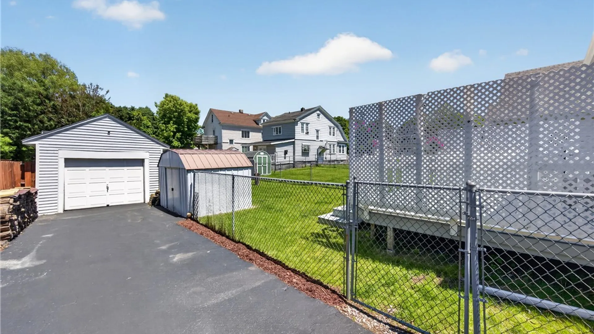 Property at 109 Craton St, Syracuse, NY 13203 43