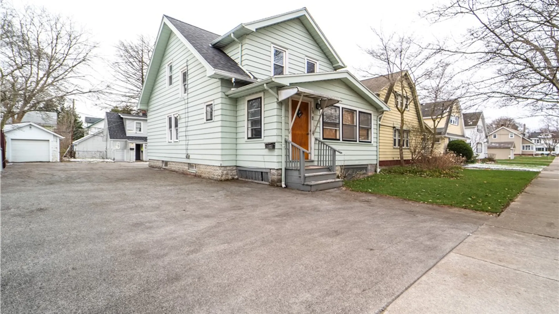 Property at 38 Elgrove Road, Irondequoit, NY 14617 3