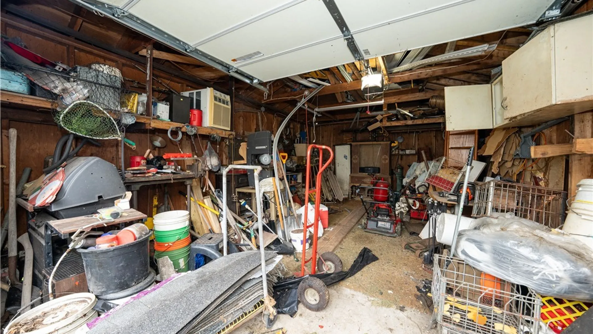 Property at 35 Troupe Street, Buffalo, NY 14210 43