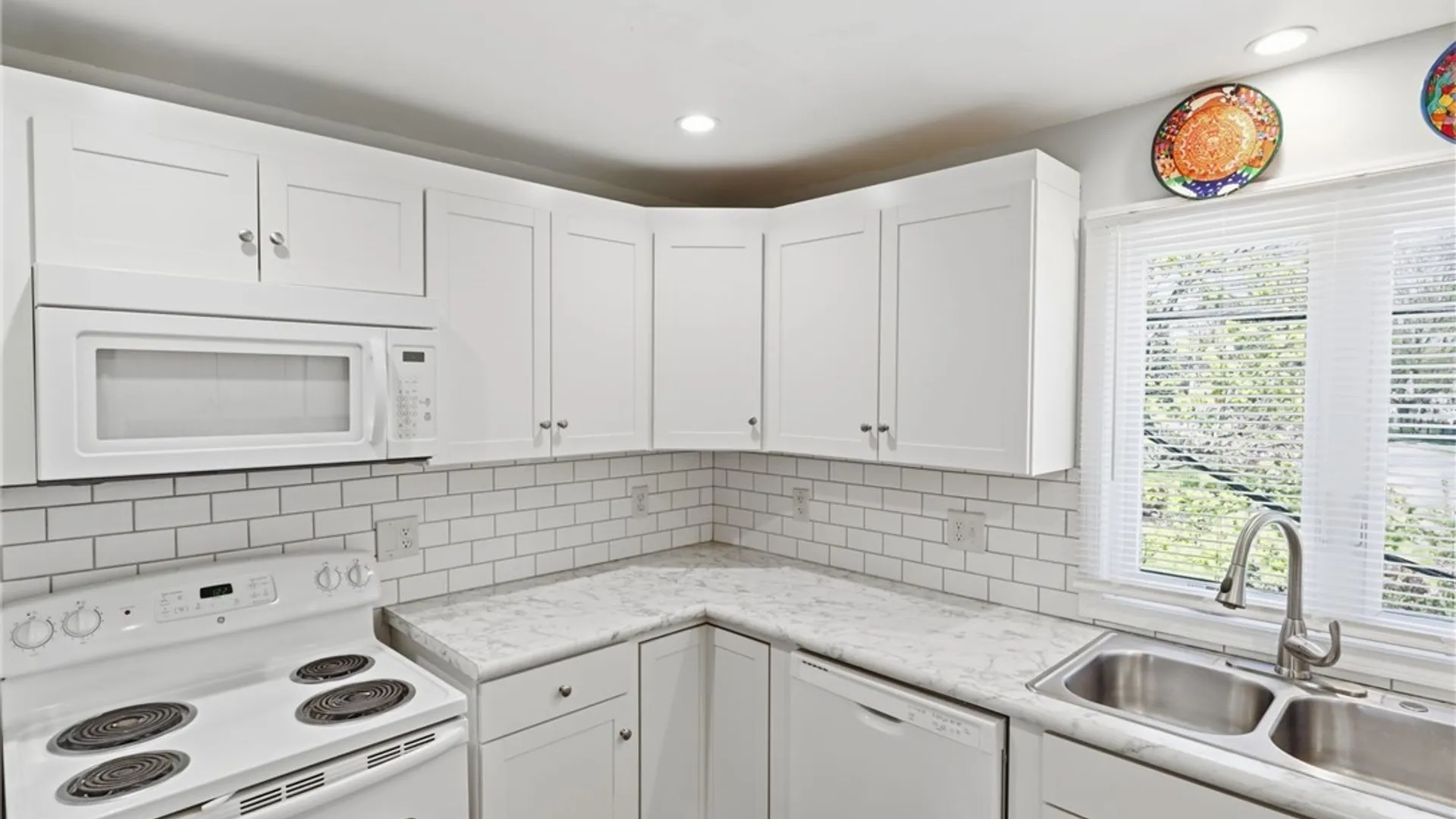 Property at 856 Ridge Road, Lackawanna, NY 14218 19