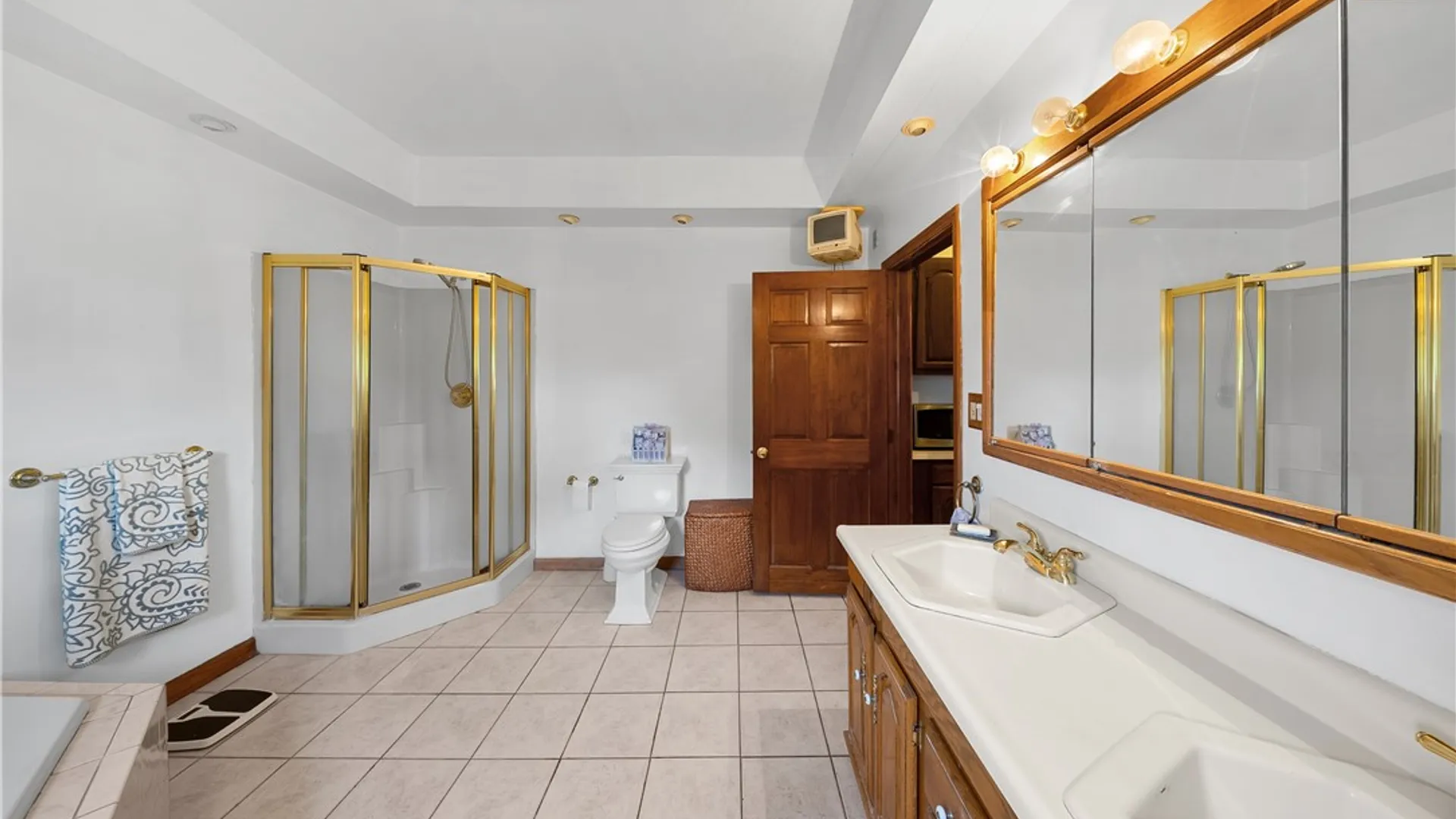 Property at 72 Andes Avenue, Geneva Town, NY 14456 15