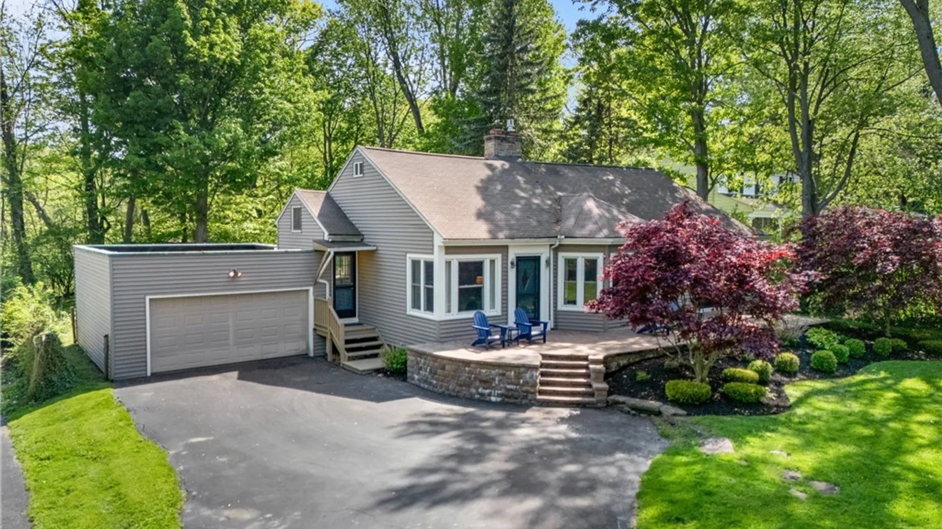 Property at 5427 Old Lake Shore Road, Hamburg, NY 14085 3