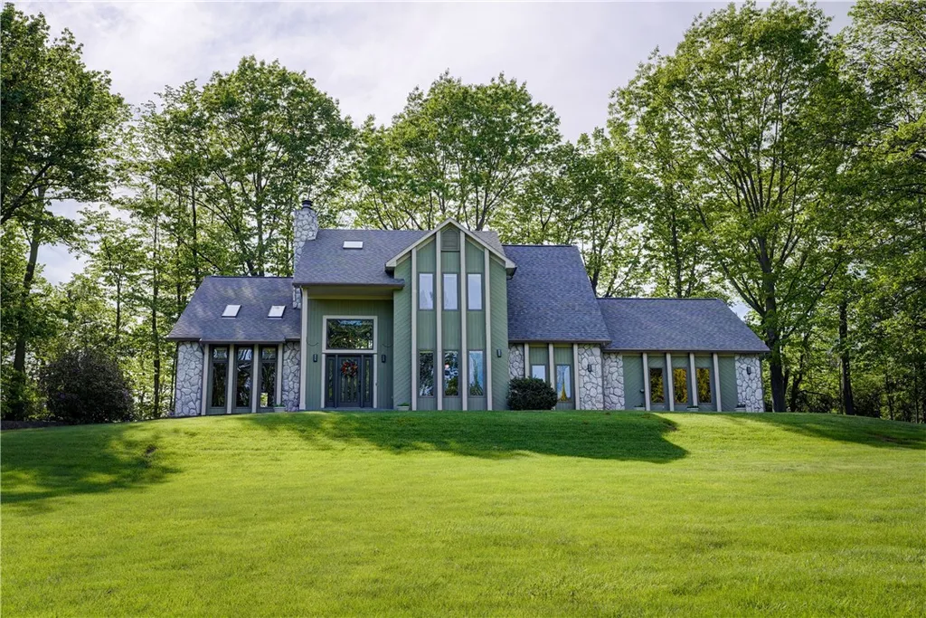 Property at 11 Birchstone Hill Road, Rush, NY 14543