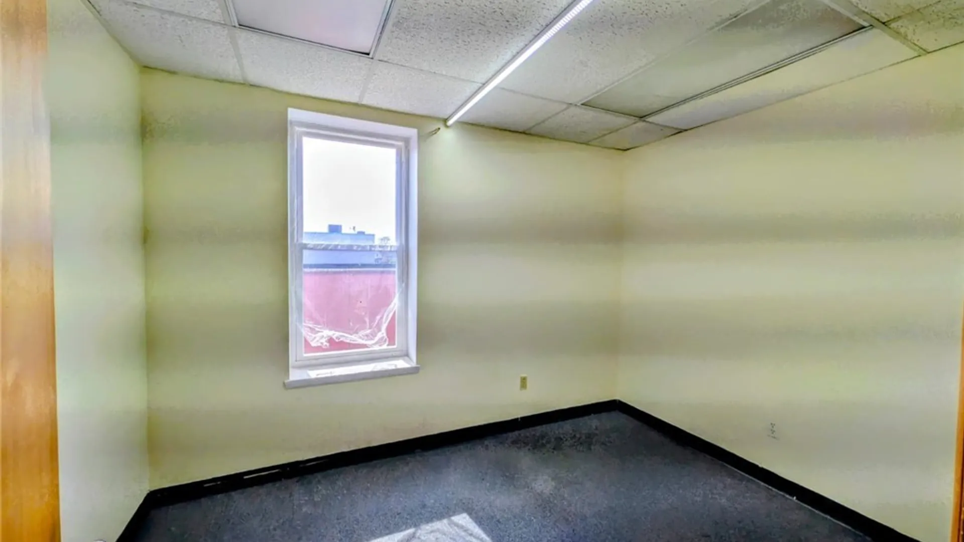 Property at 1054 Broadway, Buffalo, NY 14212 5