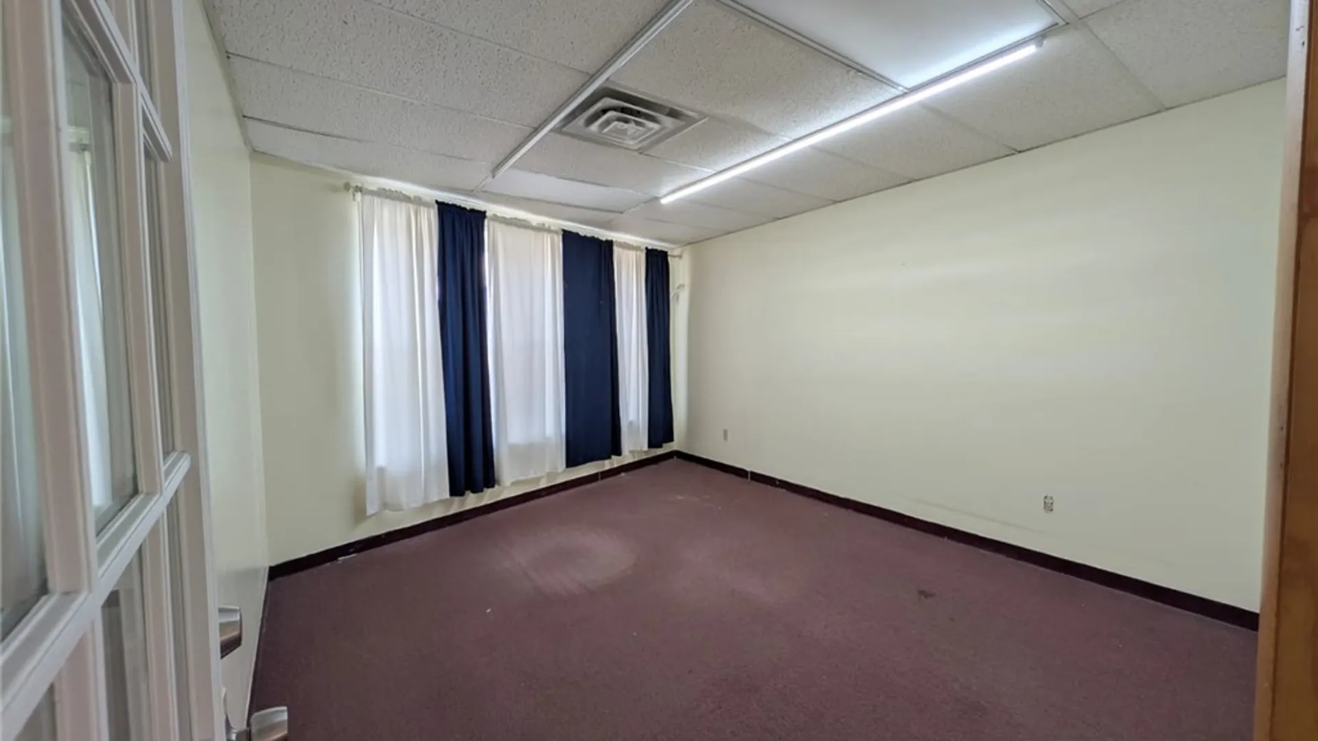 Property at 1054 Broadway, Buffalo, NY 14212 7