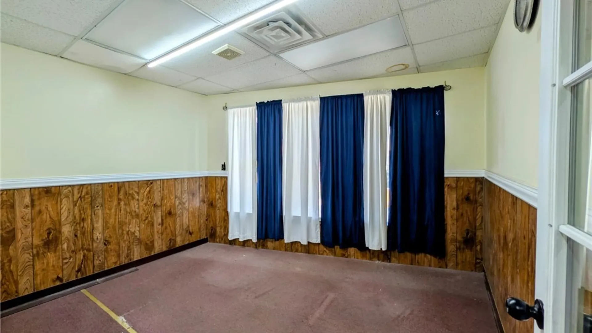 Property at 1054 Broadway, Buffalo, NY 14212 8