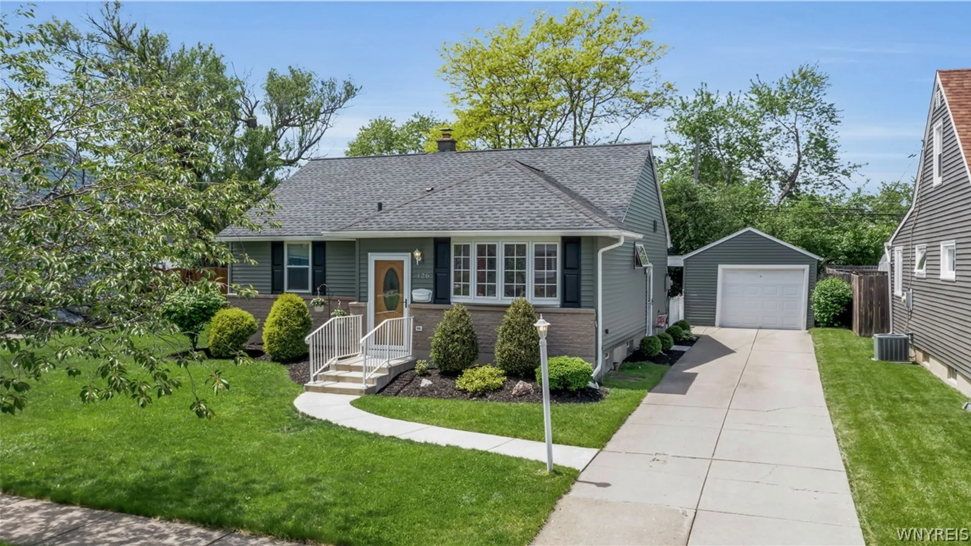 Property at 426 Ashford Avenue, Tonawanda, NY 14150 3