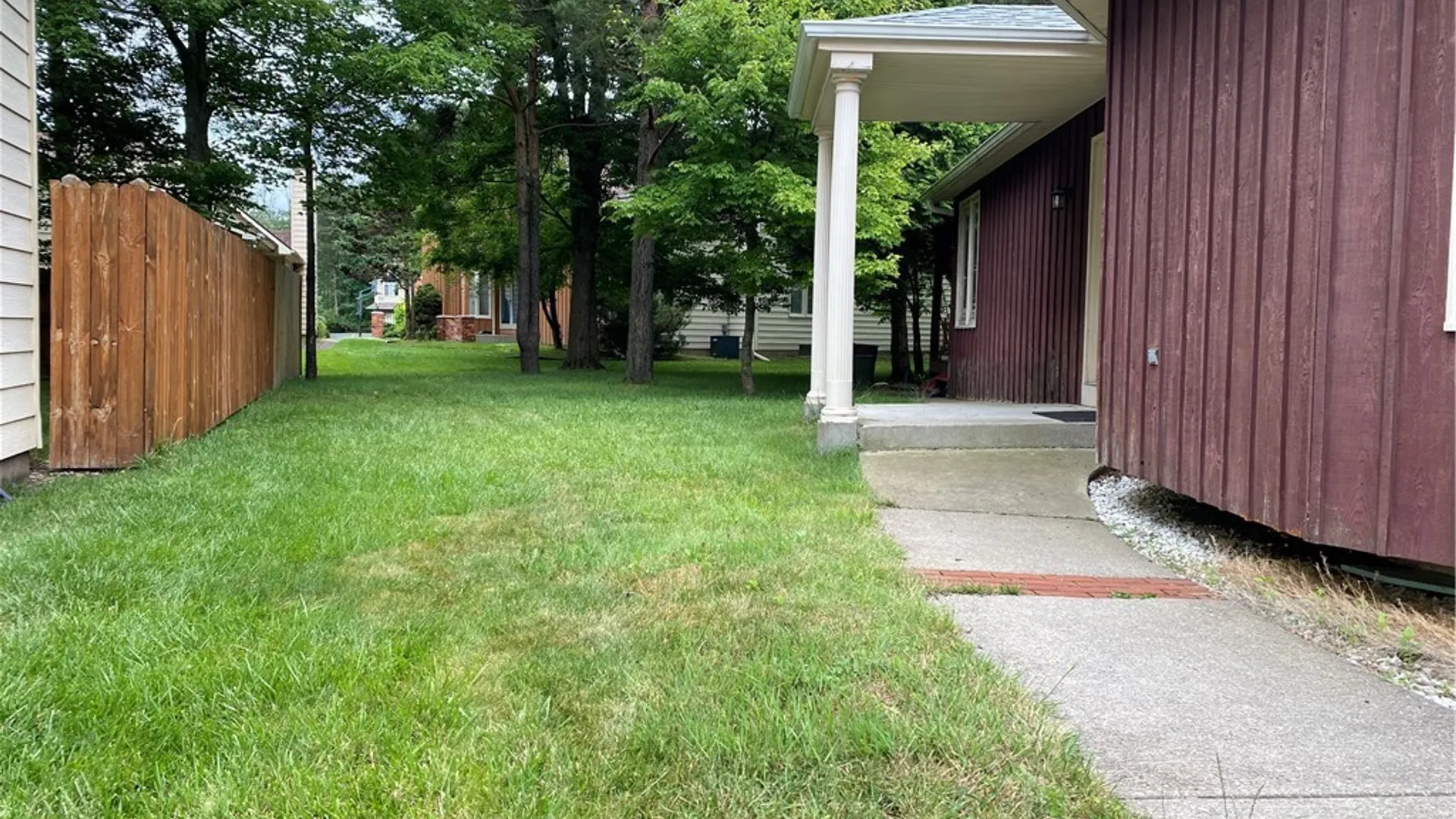 Property at 6015 Whitegate Crossing, Clarence, NY 14051 35