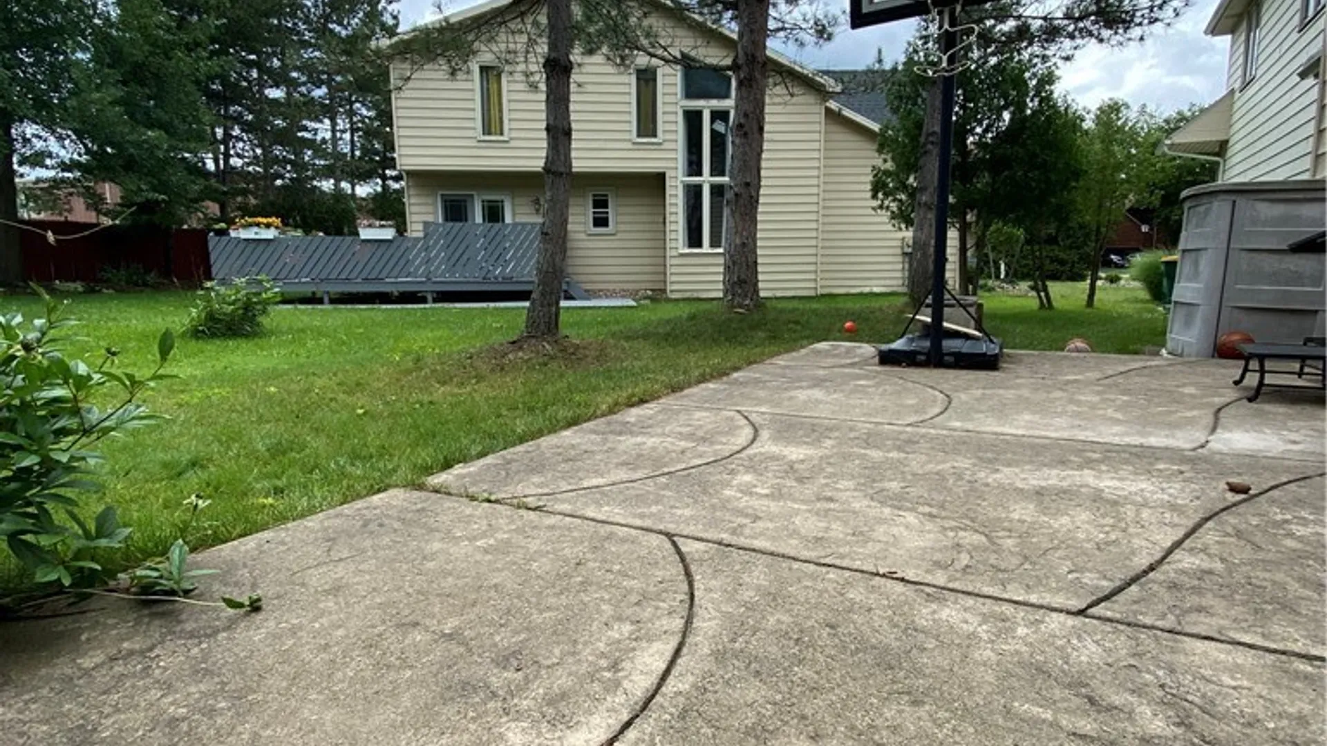 Property at 6015 Whitegate Crossing, Clarence, NY 14051 36