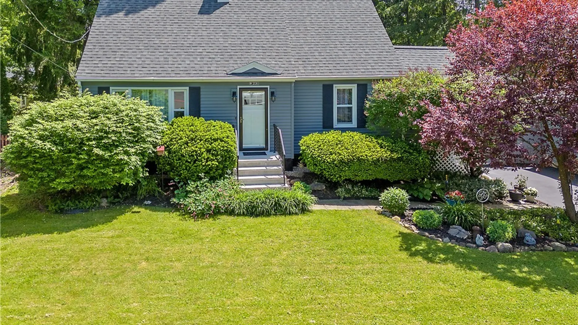 Property at 208 Mcclennan Drive, Manlius, NY 13066 38