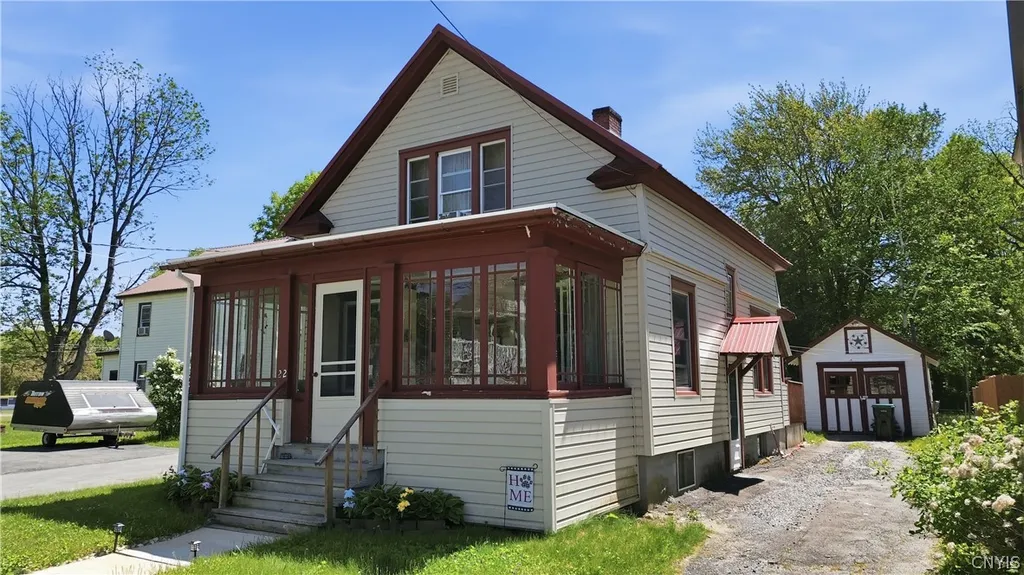 Property at 22 E Spofford Avenue, Manheim, NY 13329