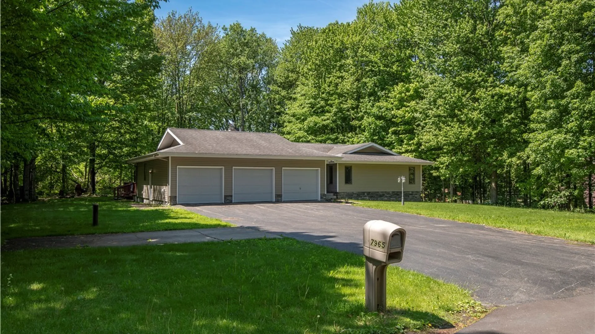 Property at 7965 Hillside Court, Floyd, NY 13440 5