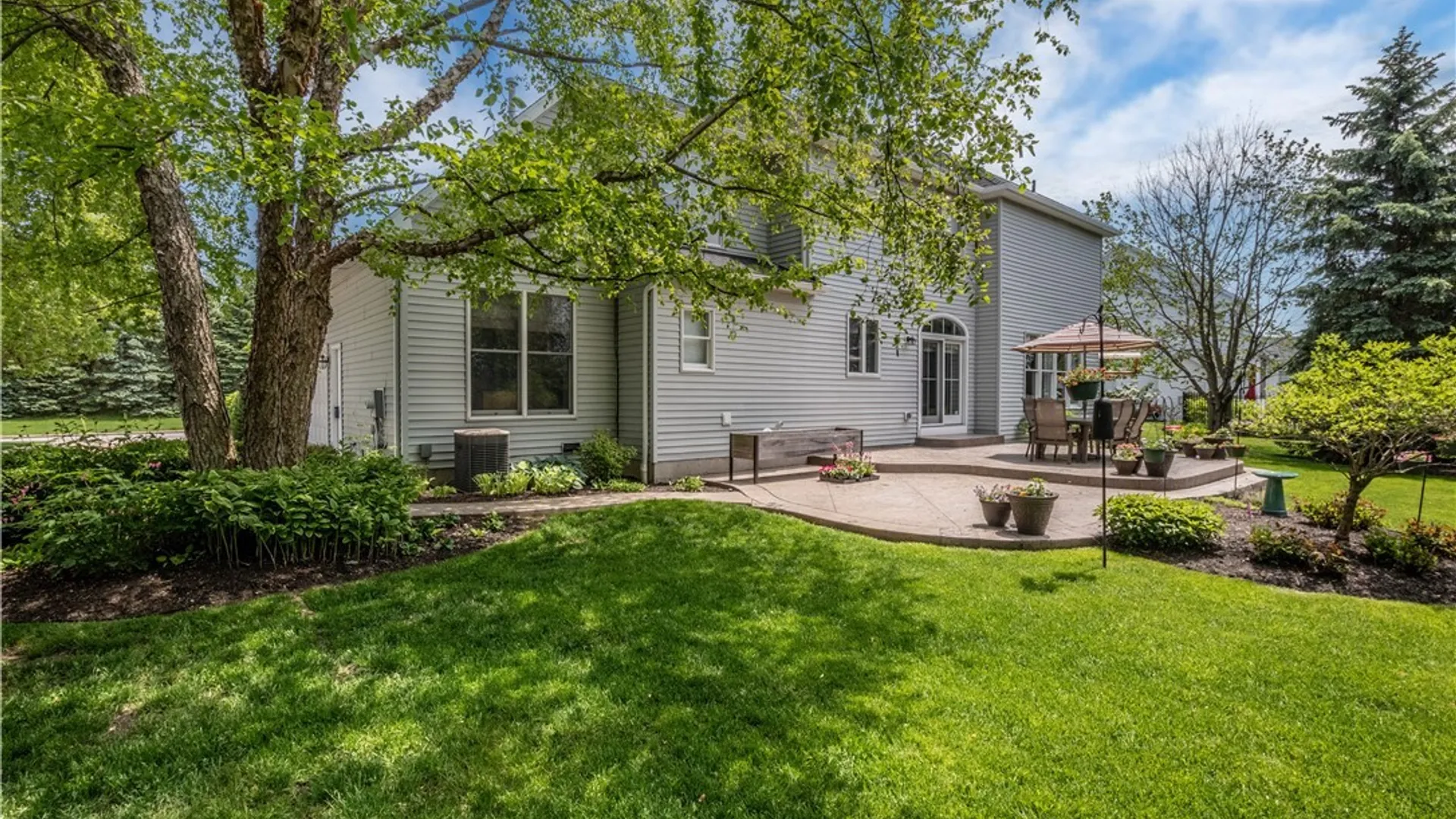 Property at 5591 Marthas Vineyard, Clarence, NY 14032 6