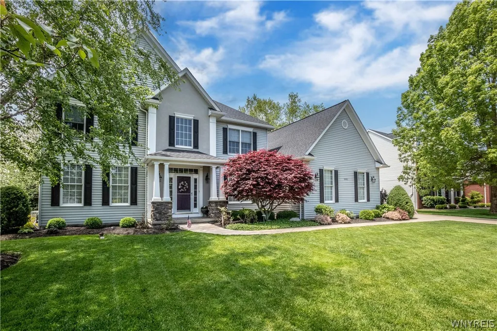 Property at 5591 Marthas Vineyard, Clarence, NY 14032