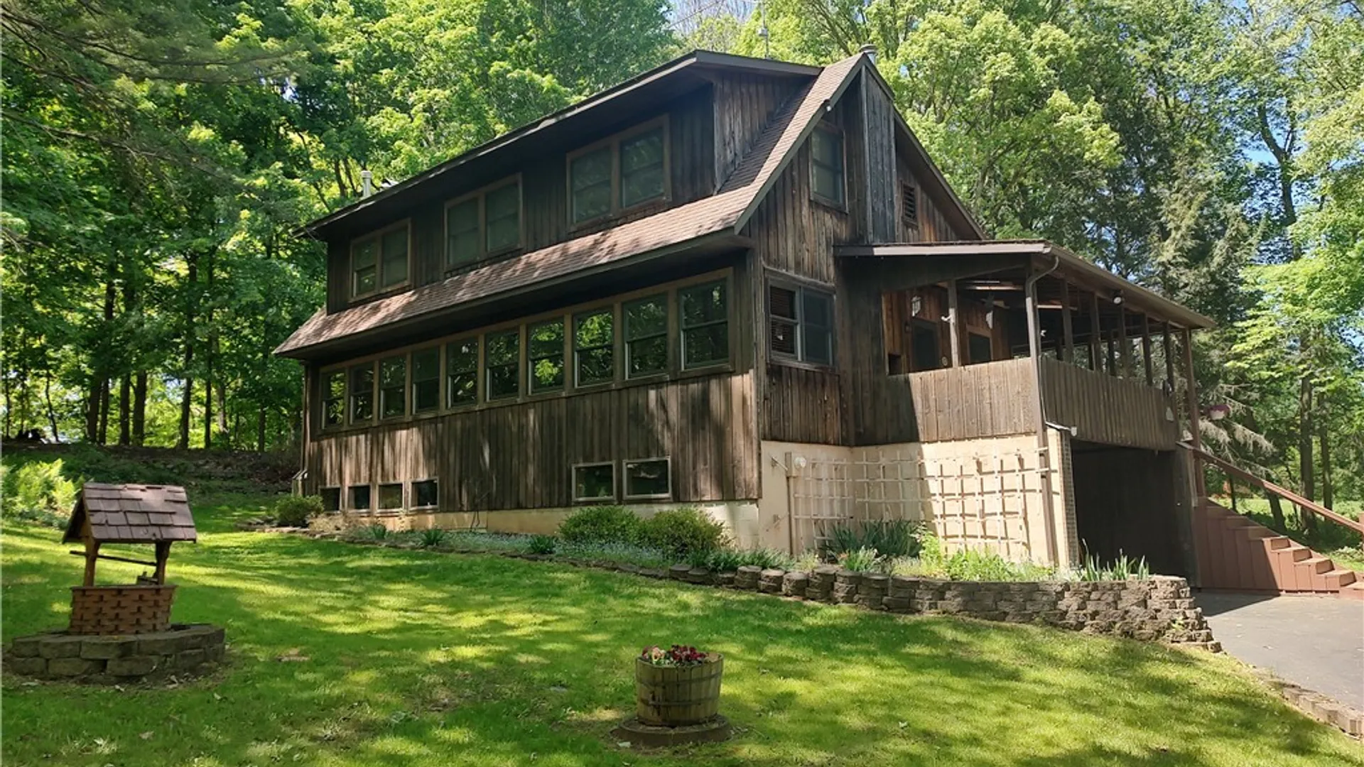 Property at 80 Pearl Street, Lyons, NY 14489 3